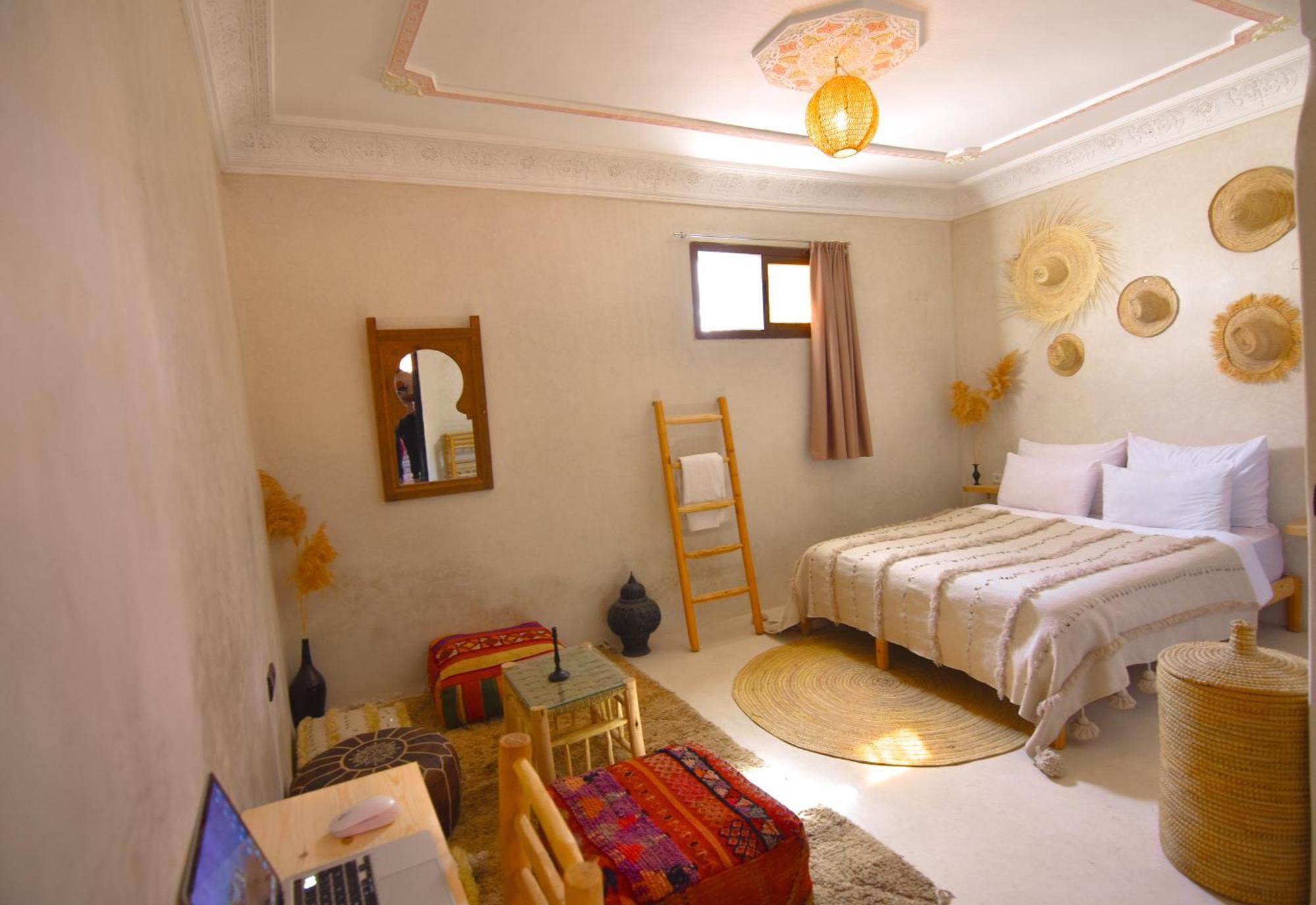 Хостел Caban Surf Tamraght Экстерьер фото